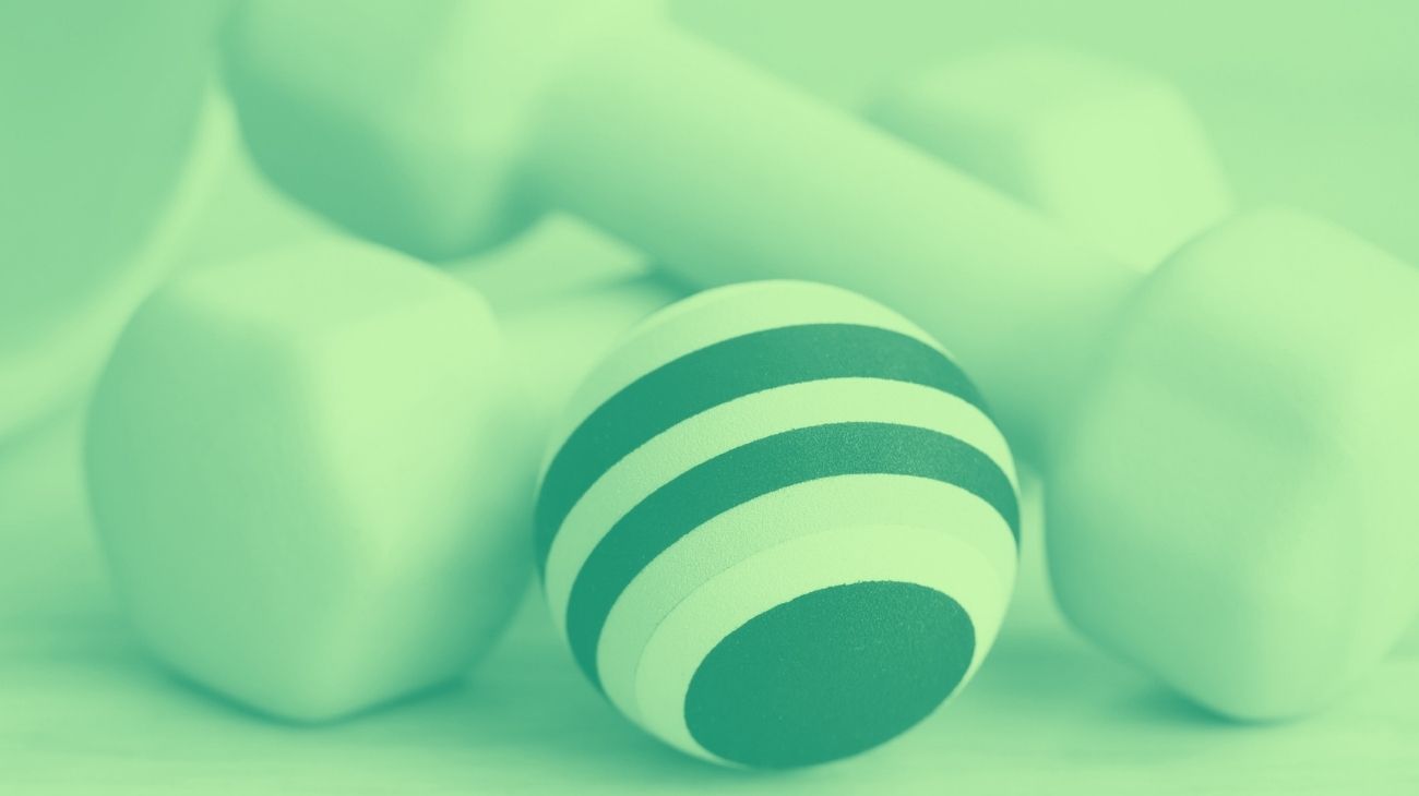 Las mejores bolas de masaje miofascial para los puntos gatillo - Guía de Compra